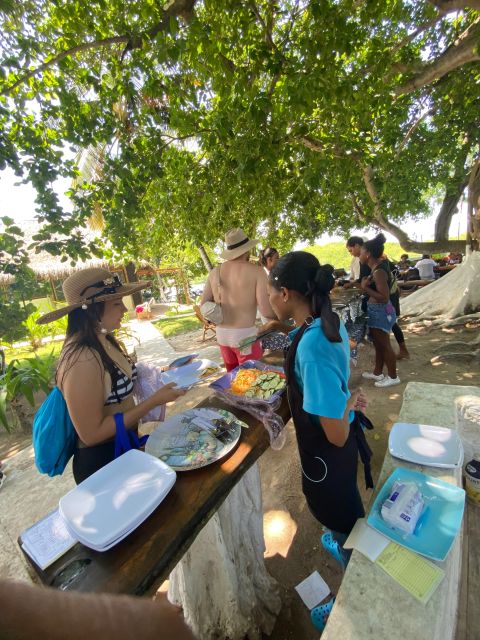 Cartagena: 5 Rosario Islands Tour With Snorkeling and Lunch - Snorkeling Experience