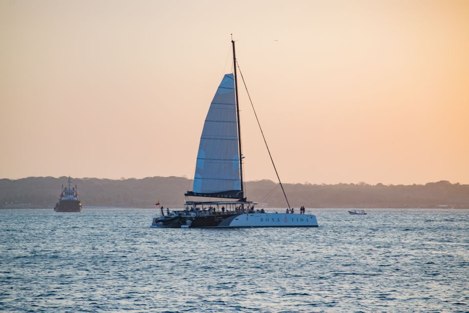 Cartagena De Indias: 2-Hour Sunset Cruise - Customer Feedback and Ratings