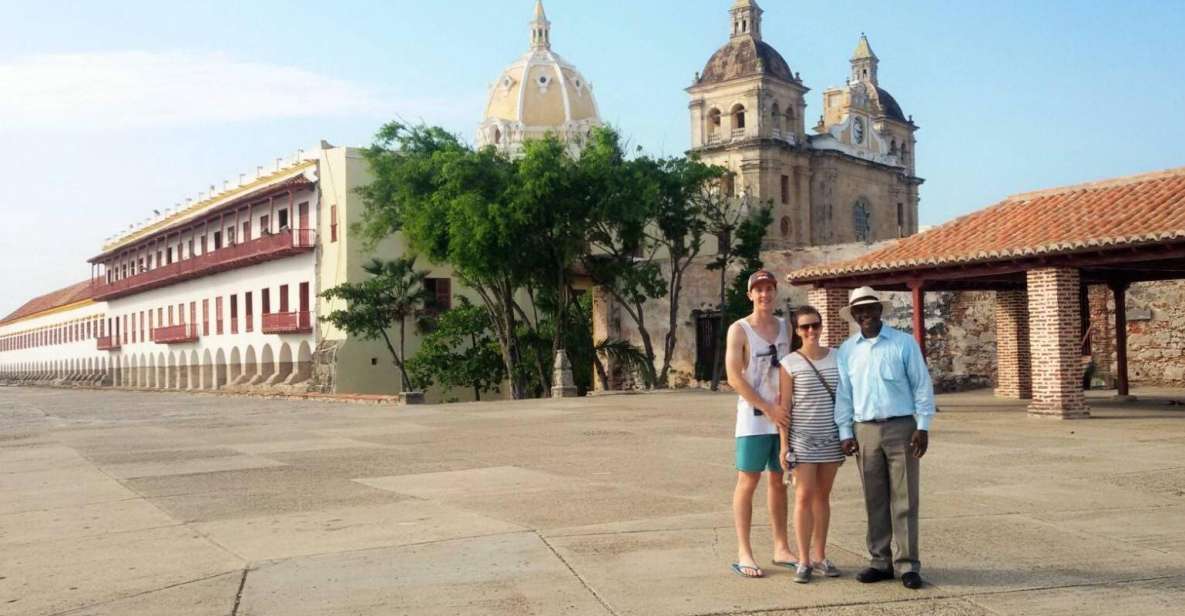 Cartagena: Private City Tour in an Air-Conditioned Vehicle - Transportation and Comfort