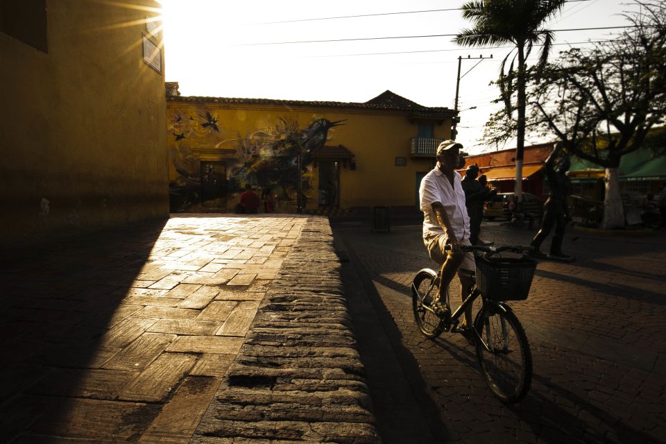 Cartagena: Walled City Walking Tour - Meeting Point Details