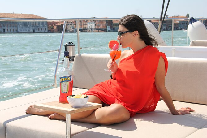 Catamaran Spritz Tour - Tour Group Size Limit