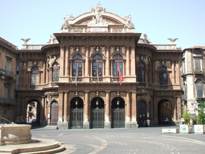 Catania: Private Tour With Arancino Tasting - Savoring the Sicilian Arancino