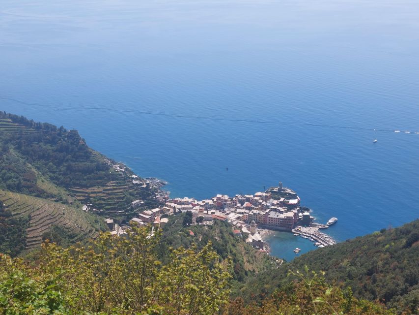 Cinque Terre From Vernazza to Monterosso and Sanctuaries - Reach Madonna Di Soviore Square