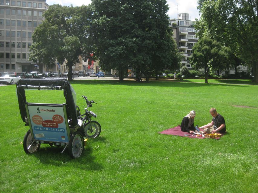 Cologne: Rickshaw Picnic and Park Tour, 2 Pers - Rickshaw Tour