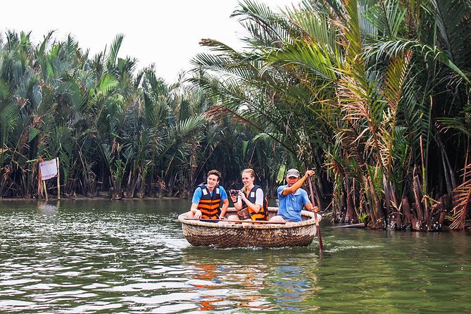 Cooking Class Hoi An:Local Market, Basket Boat, Fishing & Cooking - Inclusions and Amenities