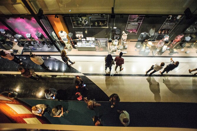 Country Music Hall of Fame Admission With Audio Guide - Parking and Transportation Options