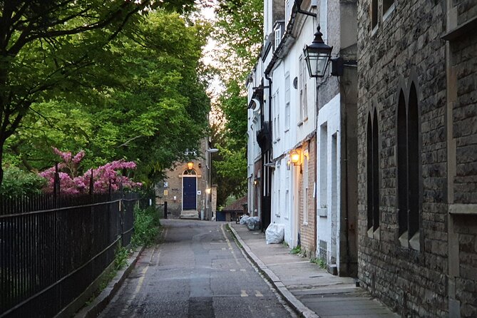 Creepy Cambridge - Cambridges Most Entertaining Ghost Walk - Haunted Market Square