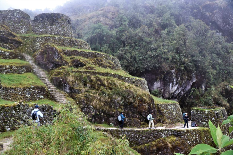 Cusco: Machu Picchu 4-Day Inca Trail Trek & Panoramic Train - Equipment and Supplies