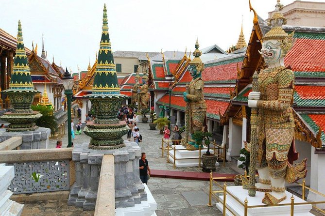 Damnern Saduak Floating Market, Grand Palace and Wat Phra Keo Tour From Bangkok - Booking and Cancellation