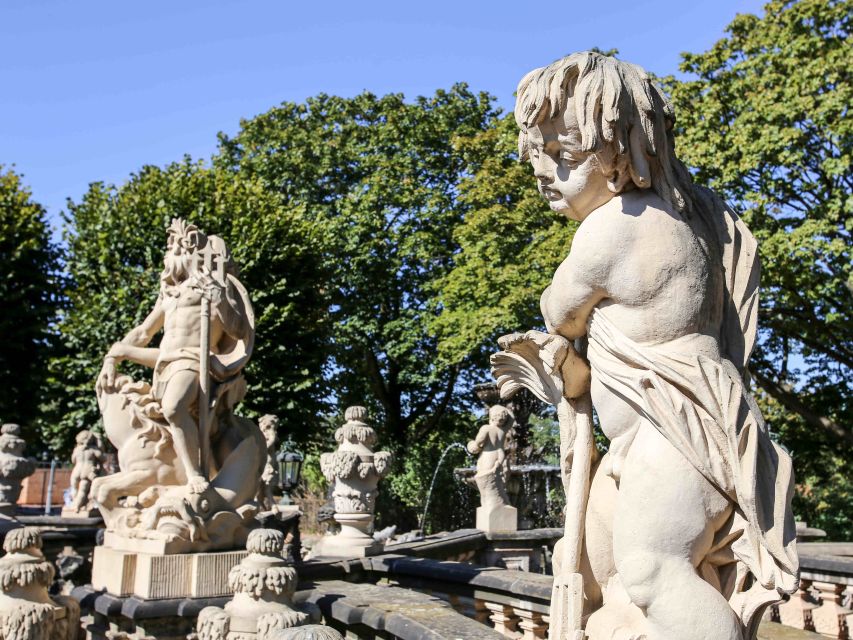 Dresden: Guided City Walk With a Cup of Coffee - Meeting Point