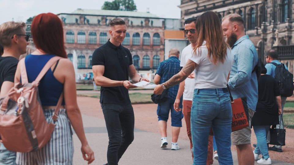 Dresden: Old Town Outdoor Escape Game Manhunt - Frequently Asked Questions