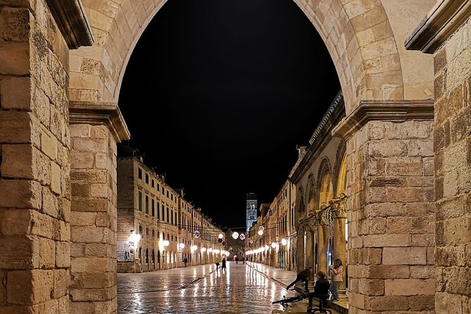 Dubrovnik By Night Walking Tour - Unique Perspectives