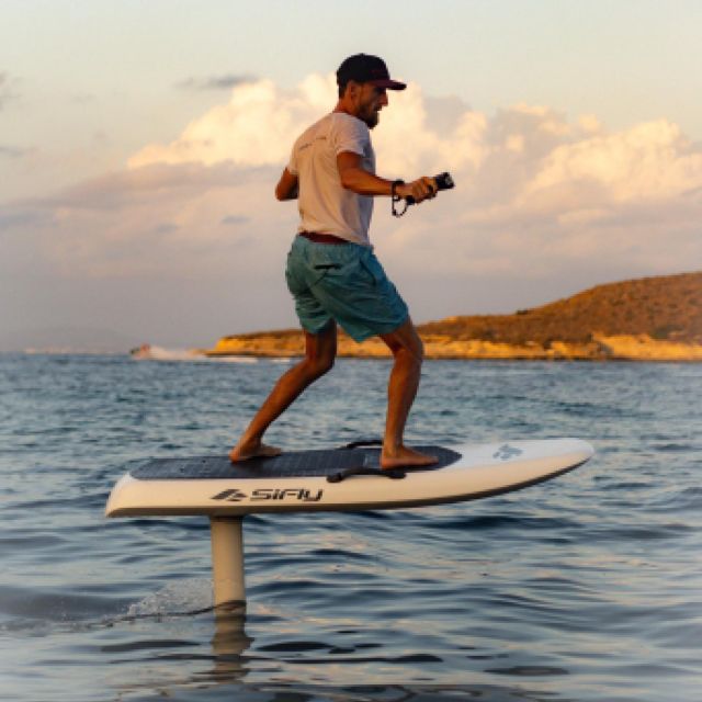 E-Foil Surfboard Rent | Hire Electric Hydrofoil Surfboards! - Sharing E-Foil Surfboard With Friends