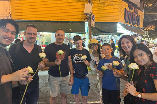 Experience Bangkok With Typical Thai Tuk-Tuk - Exploring Temples and Sites
