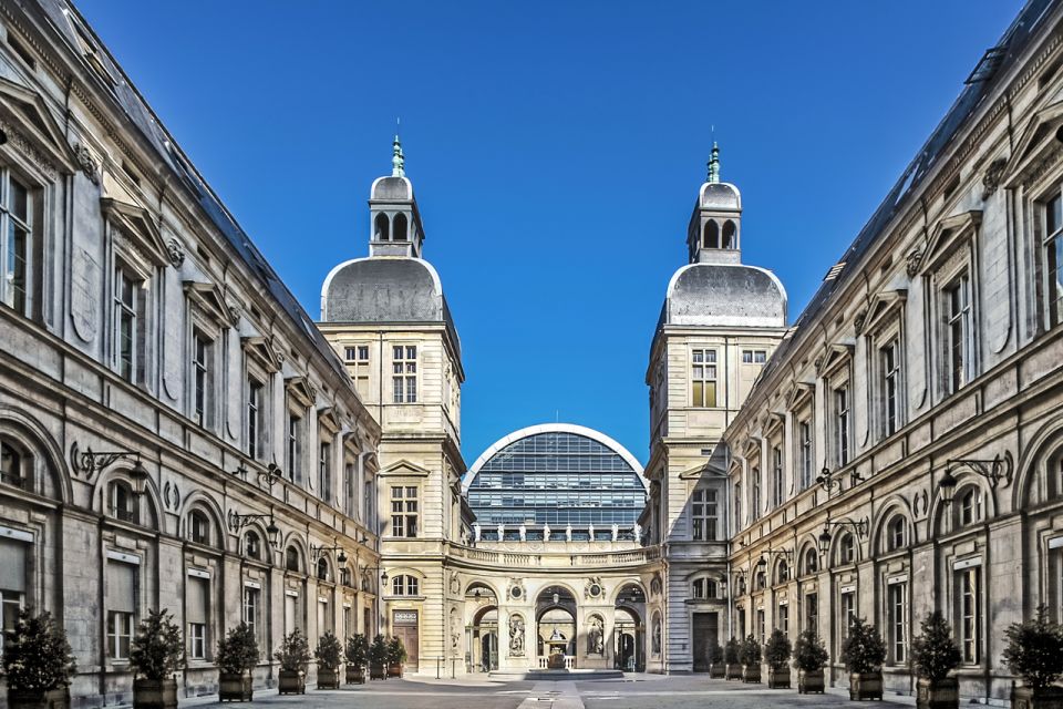 Exploration of Lyon Walking Tour for Couples - Tips for Couples