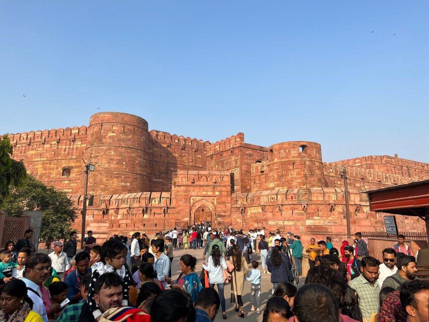 From Delhi: Taj Mahal, Agra Fort & Fatehpur Sikri Day Trip - Discovering Agra Fort