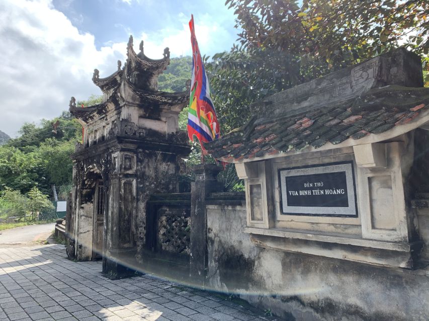 From Hanoi: Hoa Lu, Hang Mua Hike, Tam Coc Boat, and Lunch - Tips for a Great Experience