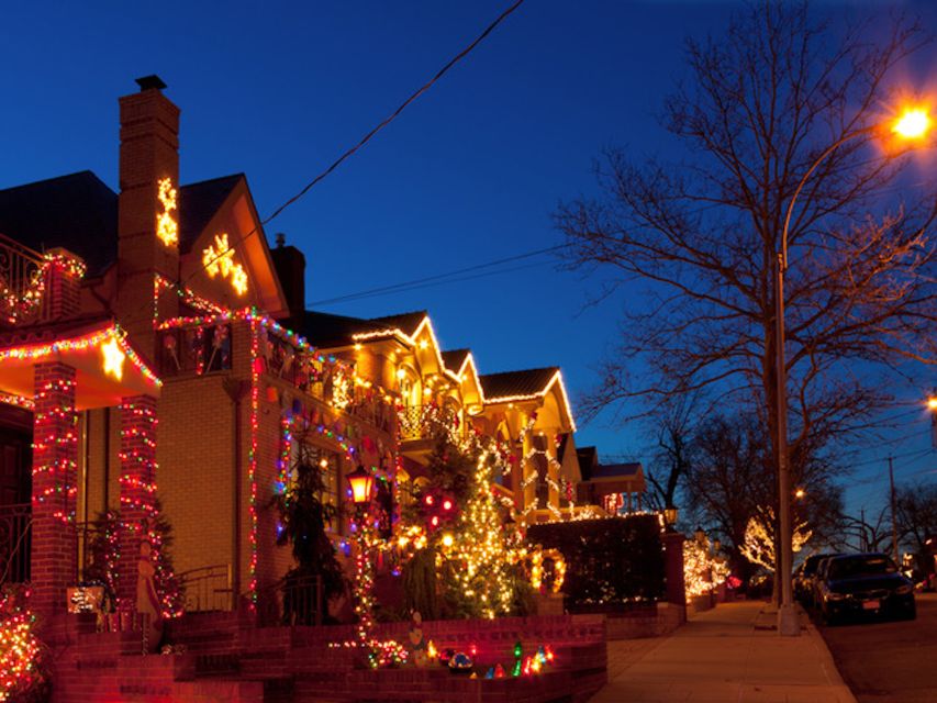 From Manhattan: Dyker Heights Holiday Bus Tour - Walking Tour Experience