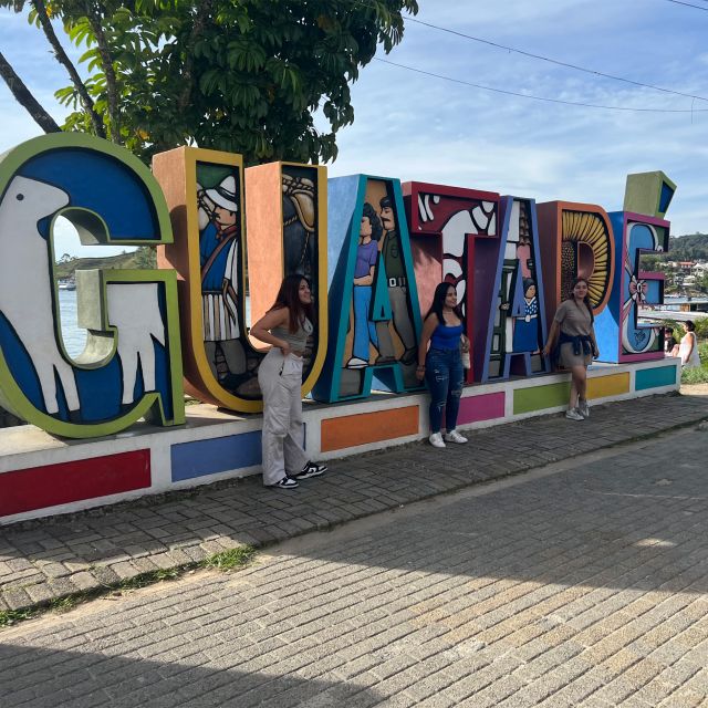 From Medellín: Guatapé & Peñol Rock Private Day Tour - Frequently Asked Questions