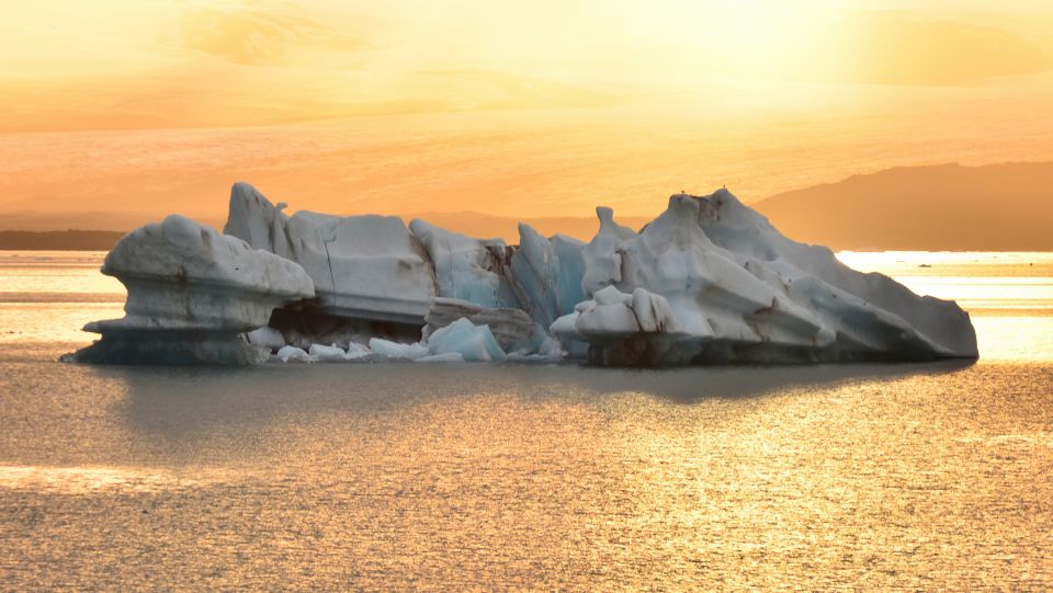 From Reykjavik: Glacier Lagoon Small Group Tour - Reviews and Ratings