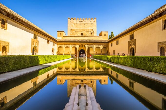 From Seville: Alhambra & Albaicín Private Tour - Tour Duration and Price