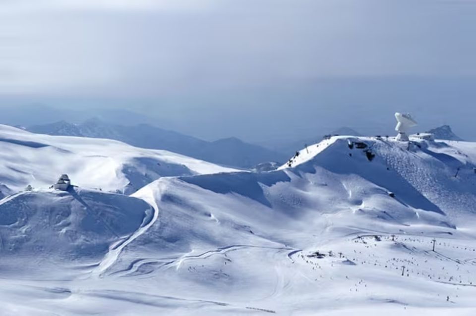 From Sierra Nevada ; Private Transfer to Granada City - Driver Multilingualism
