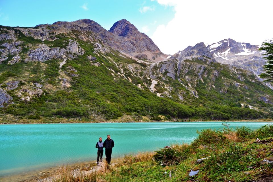 From Ushuaia: Emerald Lagoon Trekking Day Trip With Lunch - Customer Reviews and Ratings