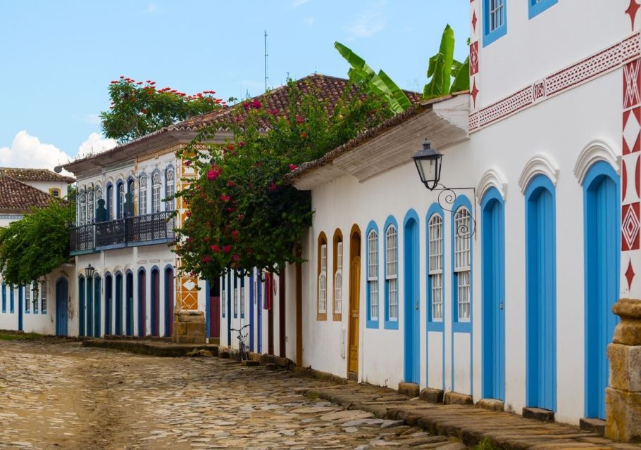 From Vila Do Abraão: Shared Transfer to Paraty - Accessibility Options