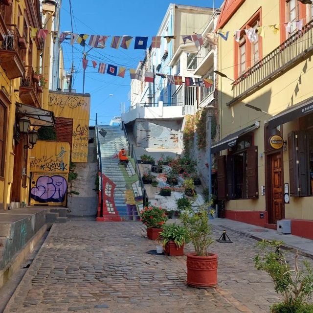 Full Day in Viña Del Mar and Valparaiso From Santiago - Cancellation Policy