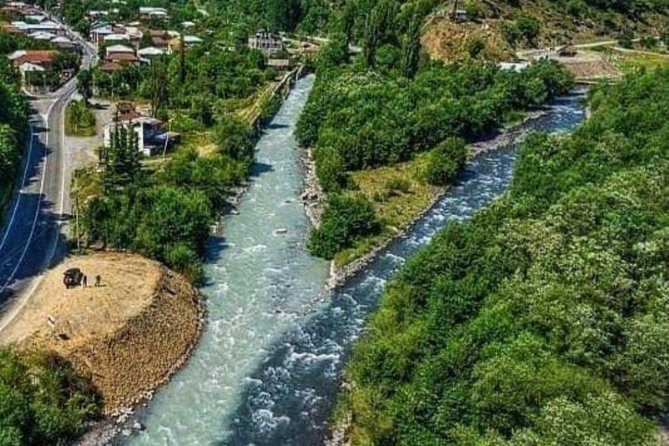 Full-Day Kazbegi - Stepantsminda, Gudauri Private Guided Tour - Customer Reviews