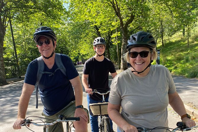 Fun Bike Tour in Glasgow - Scenic Route and Sights