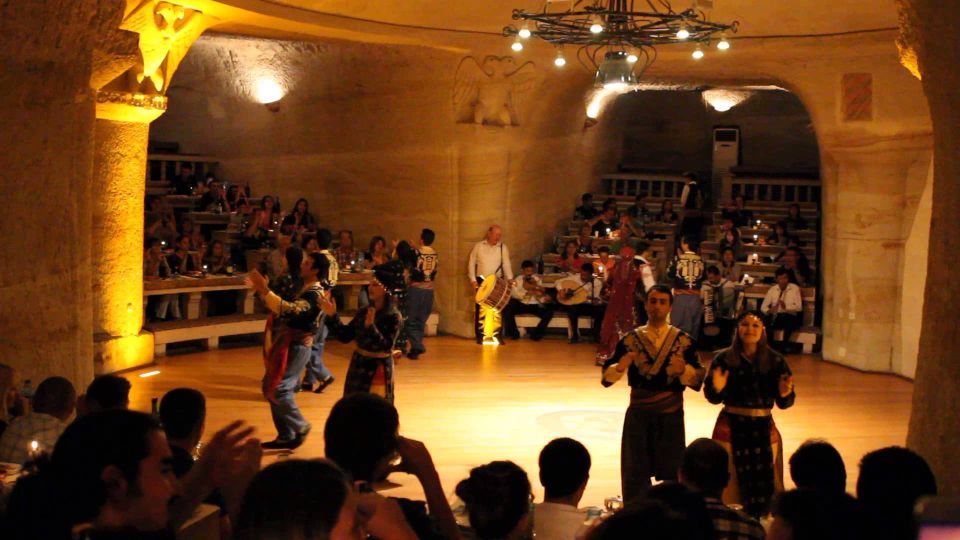 Göreme: Dinner and Folk Show at a Cave Restaurant - Tips for Attending
