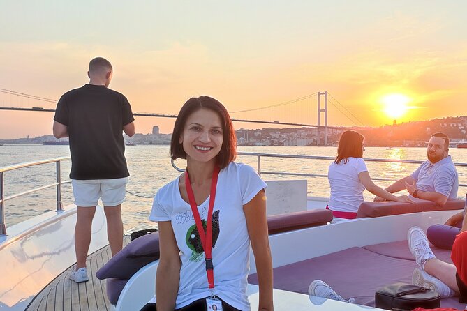 Guided Bosphorus Sunset Cruise on Luxurious Yacht - Small Group Cruise - Group Size