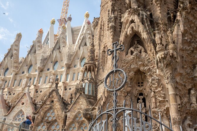 Guided Tour Sagrada Familia and Park Guell - What to Expect During the Tour