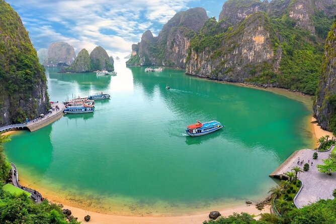 Halong Bay Day Cruise With Kayaking, Swimming, Hiking and Lunch - Customer Reviews