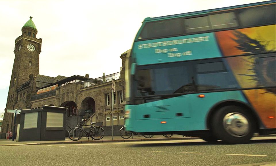 Hamburg: Line F Hop-On Hop-Off Bus City Tour - Accessibility Features