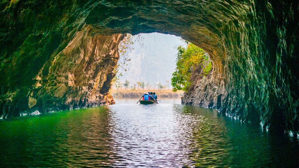 Hanoi: 3-Day Ninh Binh - Ha Long Bay, Cave, Kayak, Swimming - Visit to Floating Village