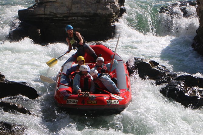 Hawkes Bay Rafting Mohaka River Grade 4 to 5 - Safety Guidelines and Tips