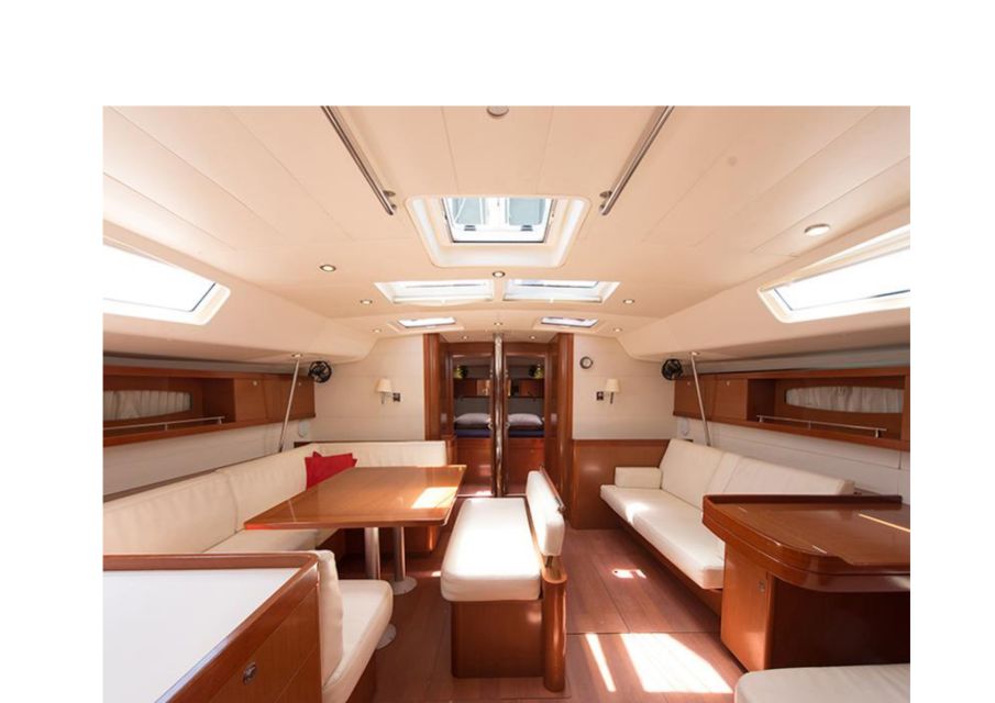 Heraklion: Private Boat Cruise With Swimming, Meal & Drinks - Experience and Crew