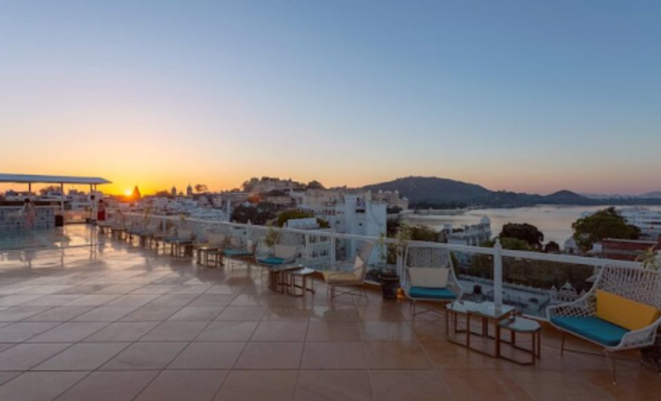 Heritage Tour : Private Boat, Havelis, City Walk & High Tea - Tour Inclusions