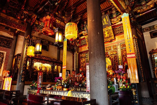 Highlights & Hidden Gems With Locals: Best of Taipei Private Tour - Tour Inclusions and Reviews