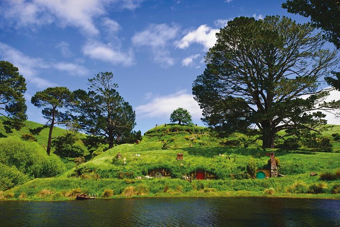 Hobbiton Movie Set Day Tour From Auckland - Booking and Cancellation Policy