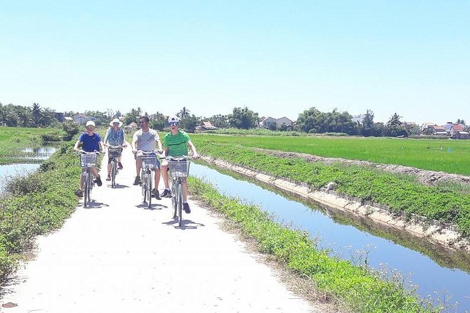 Hoi an Countryside Biking Tour(Vegetable Village -Basket Boat - Fishing Village) - Riding the Basket Boat