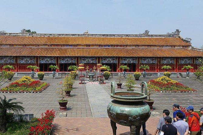 Hue Imperial City Daily Ingroup Tour via Hai Van Pass - Tour Guide Services