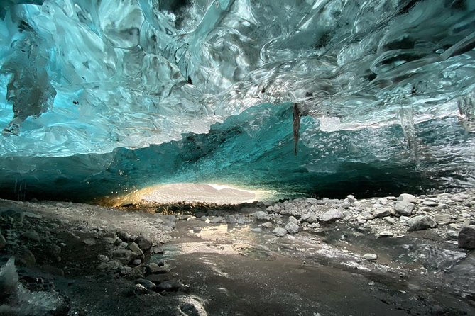 Ice Cave and Glacier Exploration Tour of Vatnajökull From Jökulsárlón - Group Size