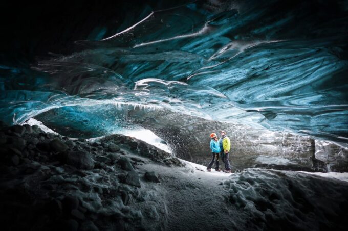 Iceland: Private Ice Cave Captured With Professional Photos - Participant Guidelines