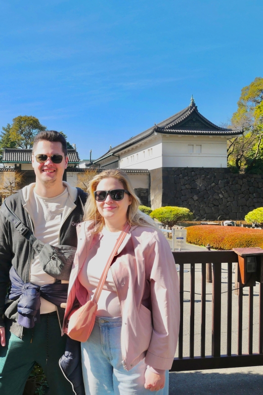 Imperial Palace-Southwest Area Tour - Getting to Wadakura Fountain Park