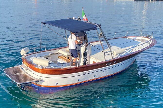 Ischia Island Private Excursion on Gozzo Fratelli Aprea 7,5m - Safety and Accessibility Information