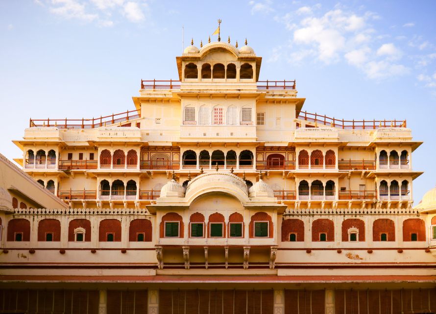 Jaipur: Full Day City Tour by Car With Guide - Customer Ratings and Reviews