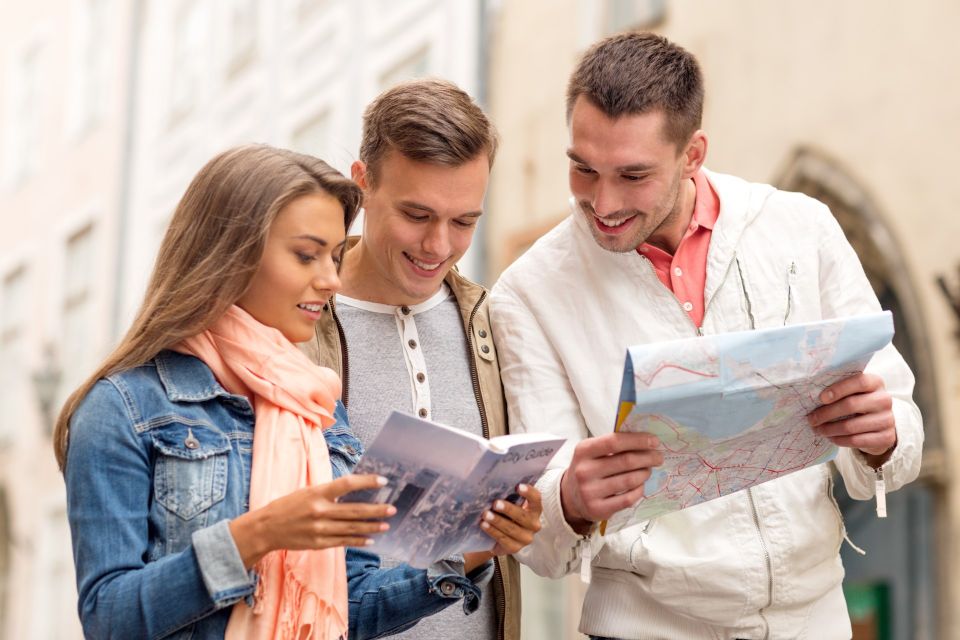 Jewish Quarter History Walking Tour in Cologne's Old Town - Taking in Colognes Jewish History